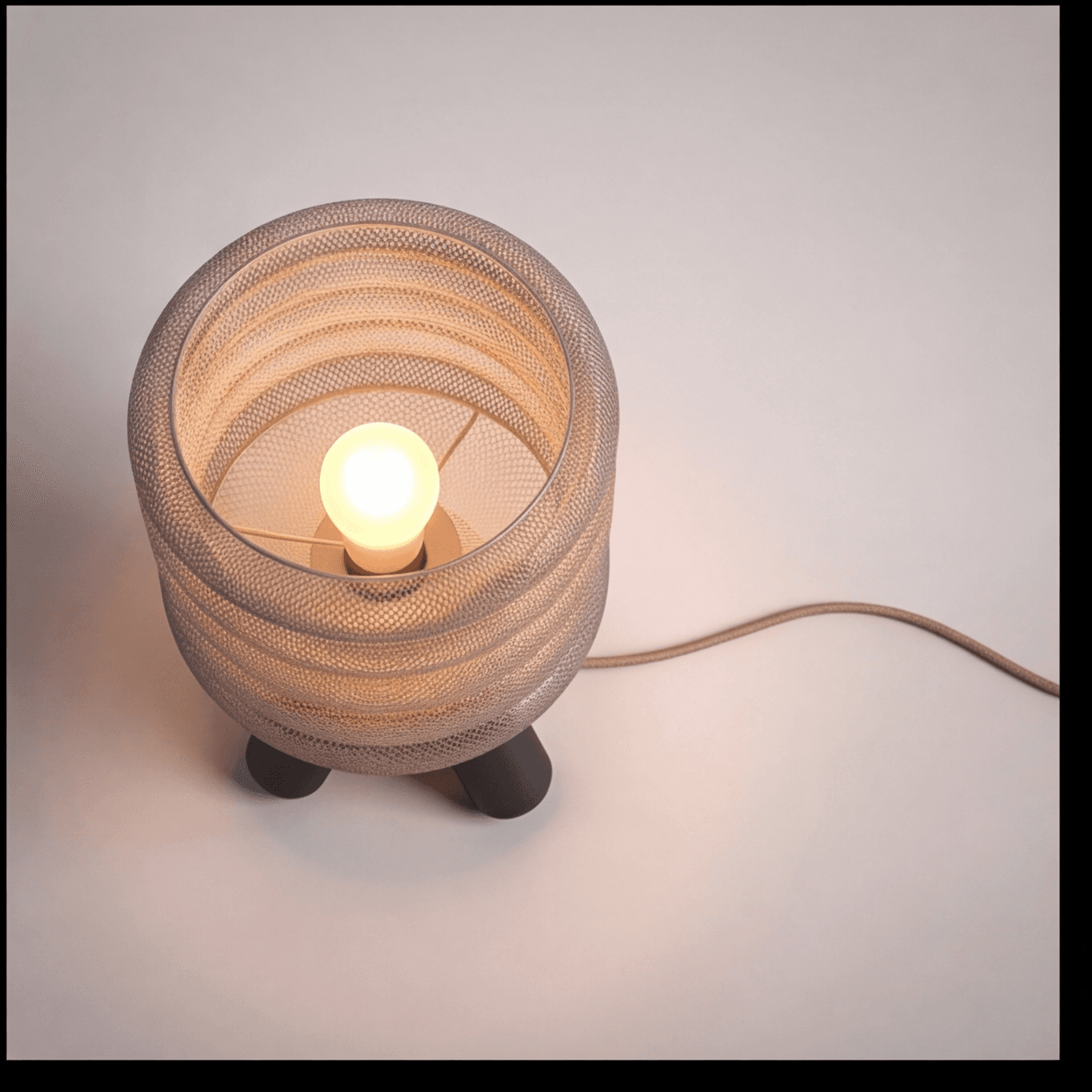 Lampe Bohème — Lampes de table mis en situation dans un intérieur contemporain, fabrication artisanale française